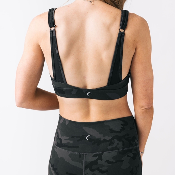 Zyia Forest Camo Adjustable Mesh Bra - Picture 4 of 11